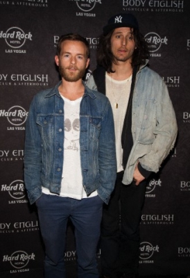 Candids 2013 040
Nick at Body English in Las Vegas with Christopher Masterson (11 Jan)
