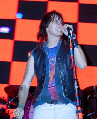 Julian Casablancas Live at FYF Fest (23 Aug 2014) 46
By Gabriel Olsen
