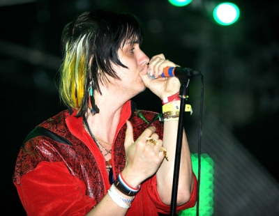 julianlive_27june2010_07.jpg