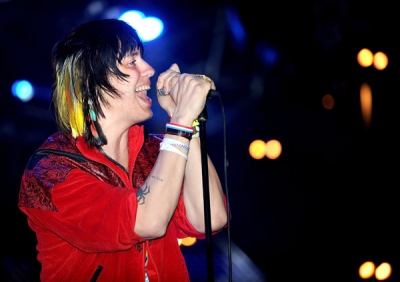 julianlive_27june2010_10.jpg