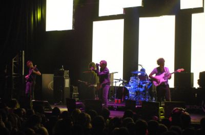 live2006_hennessy_09.jpg